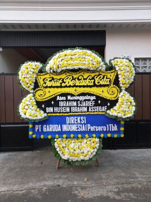Papan Bunga Duka di Aramo